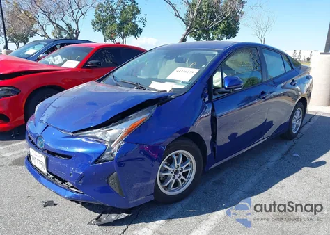 2017 Toyota Prius Three z USA, uszkodzony, nr VIN JTDKARFU4H3537274